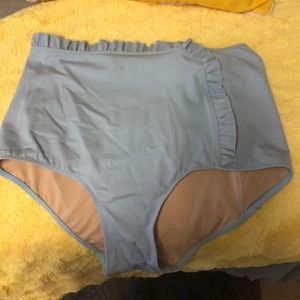 L Blue Fog Cascade Bottoms